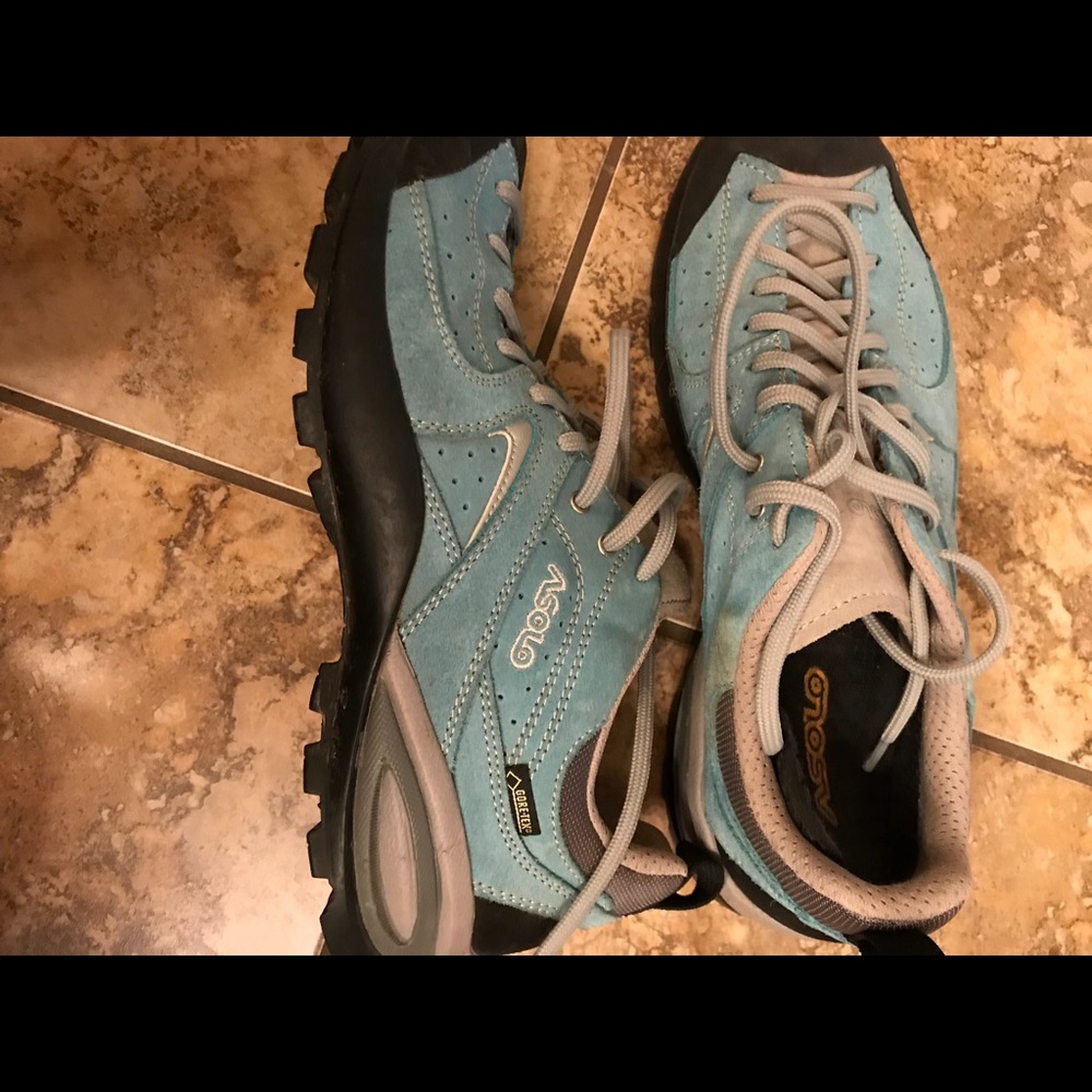 Hiking Shoes